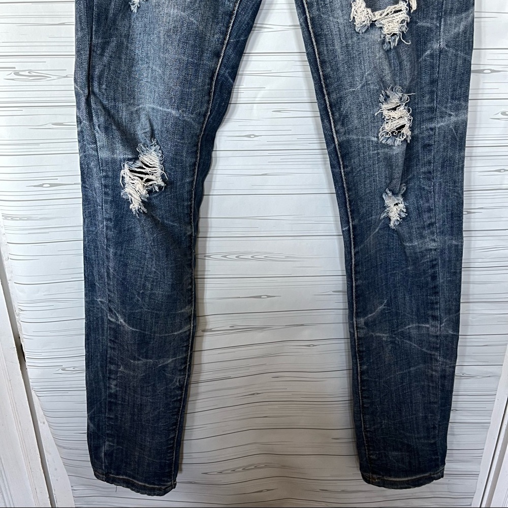 Distressed Machine Jeans - Picture 5 of 9